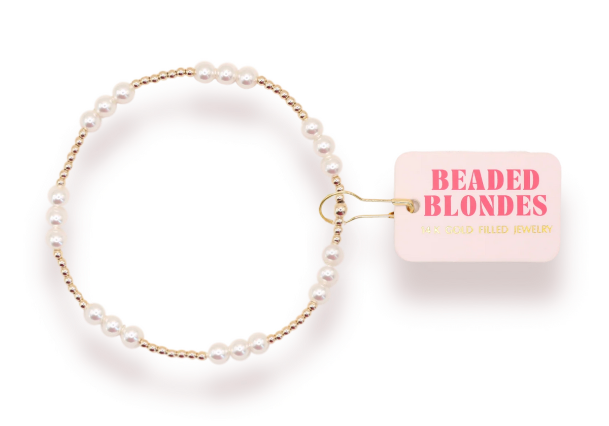 ILY Pearl Bracelet in Gold