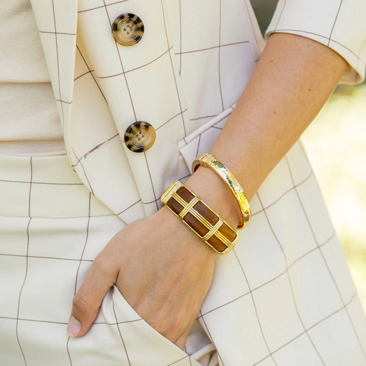 Gaia Hinged Bangle in Gold,Teak