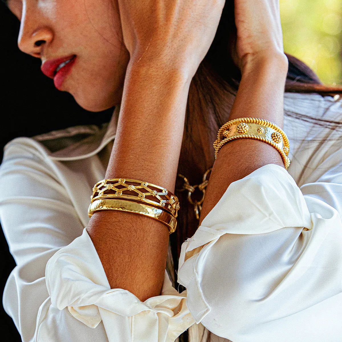 Berry Cuff in Hammered Gold
