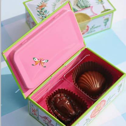 2pc Howard Harrison Bunny Rabbit: Traditional Truffles
