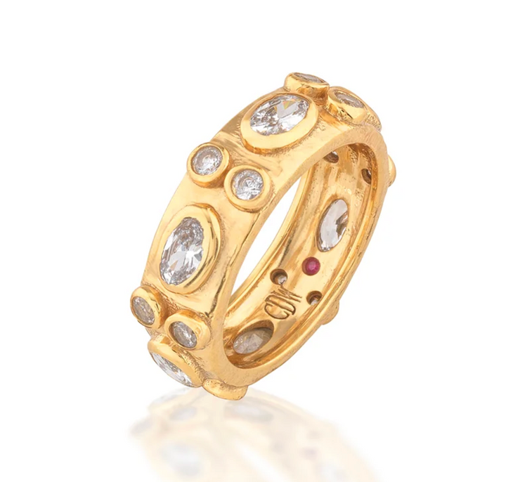 Maharani Hammered Clear Cubic Zirco Ring