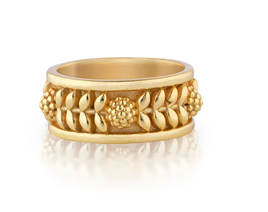 Berry Vine Ring In Gold