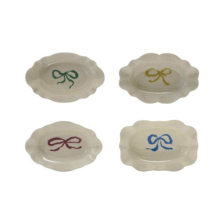 Stoneware Scalloped Dish with Bow