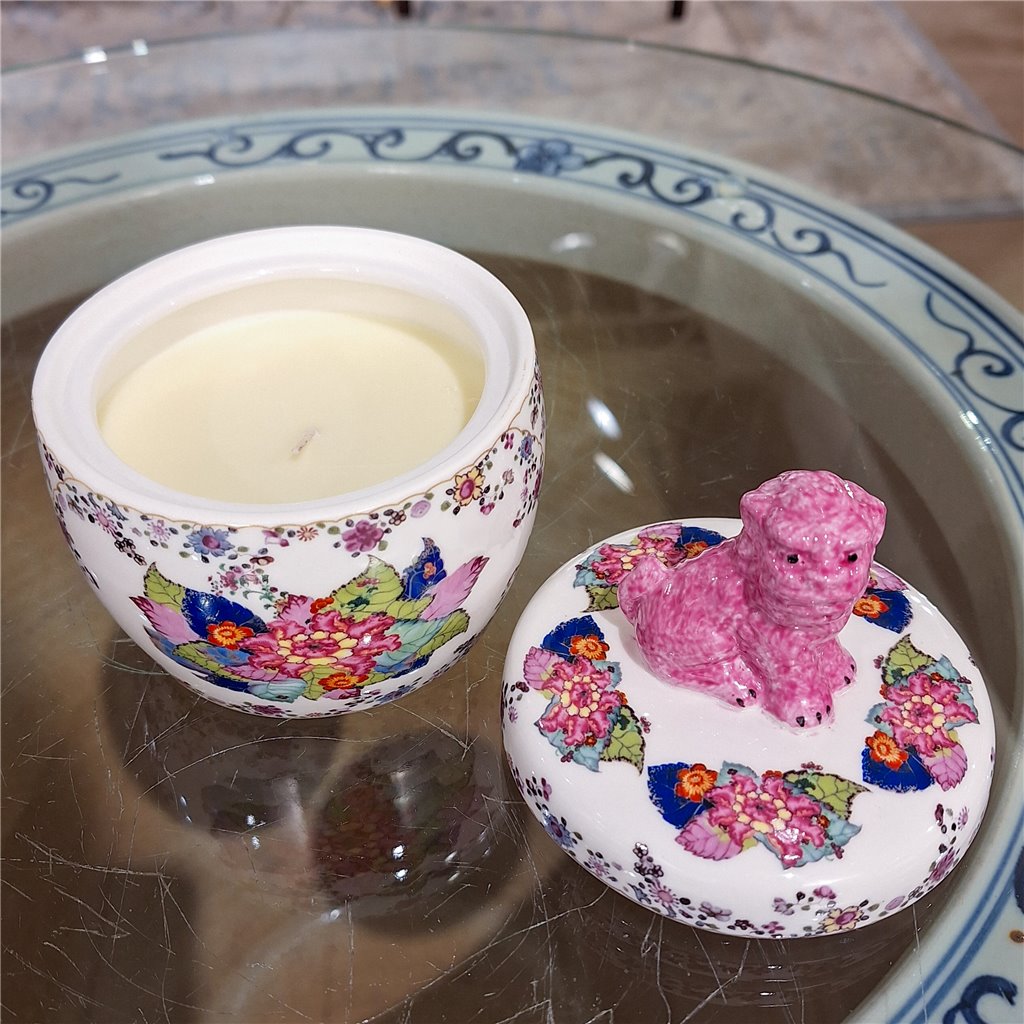 Tobacco Leaf Candle
